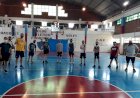 Básquet continúa entrenando en la Sede