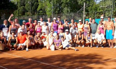 Continúan llegando los recuerdos en el club