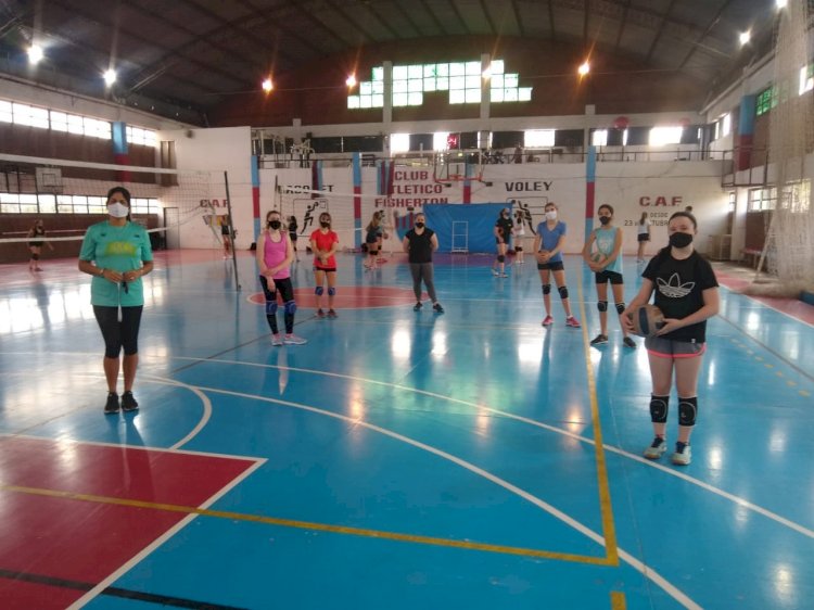 Fisherton entrena y se cuida