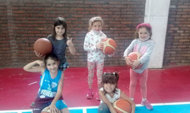 Sumate a la Escuelita Femenina de Básquet