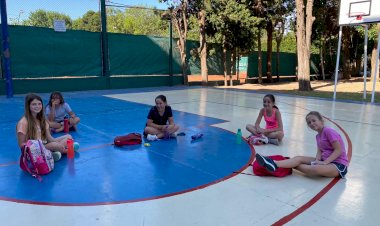 El Minivóley entrena en la Sede