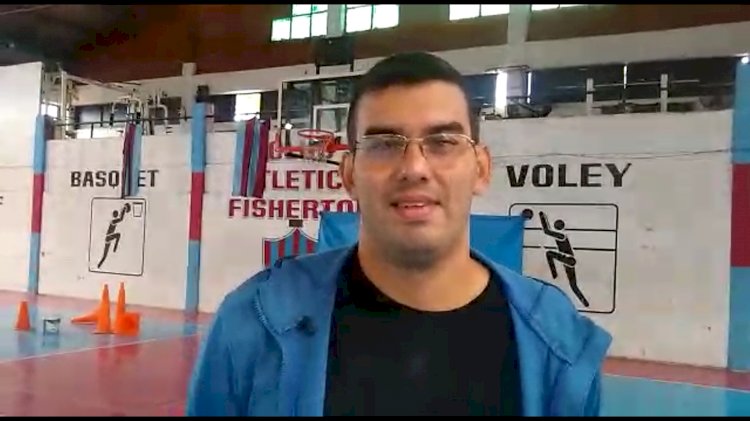 Walker, nuevo Entrenador de Básquet