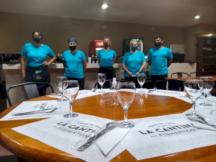 Disfrutá de un gran momento en el Restobar “La Cantina de Fisherton”