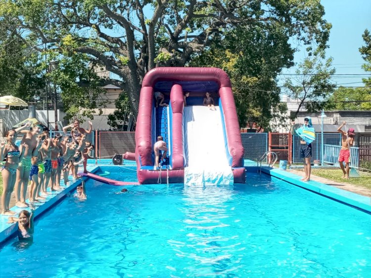 Colonia: Tole Tole Acuático