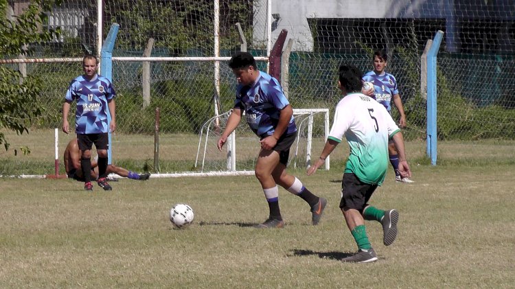 Continúa el Torneo de Fútbol Interno en el Anexo