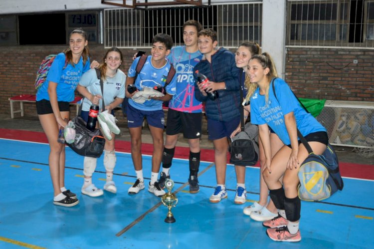 Se desarrolló el Torneo Mixto de Vóley