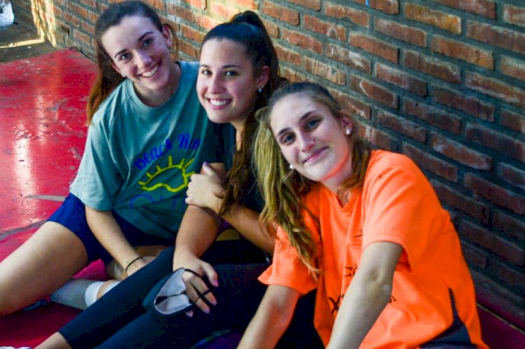 Se desarrolló el Torneo Mixto de Vóley