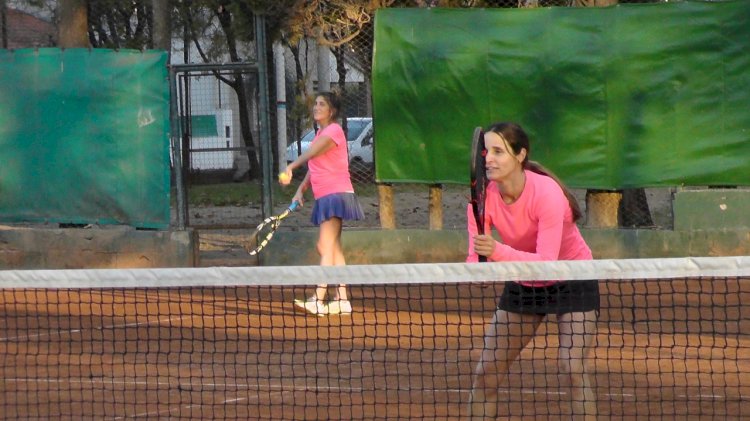 Tenis Recreativo en el club