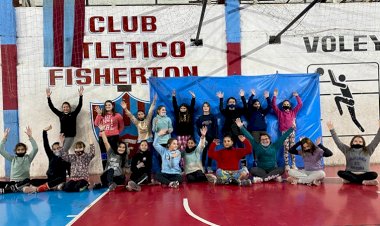 El Mini Vóley sigue con sus entrenamientos