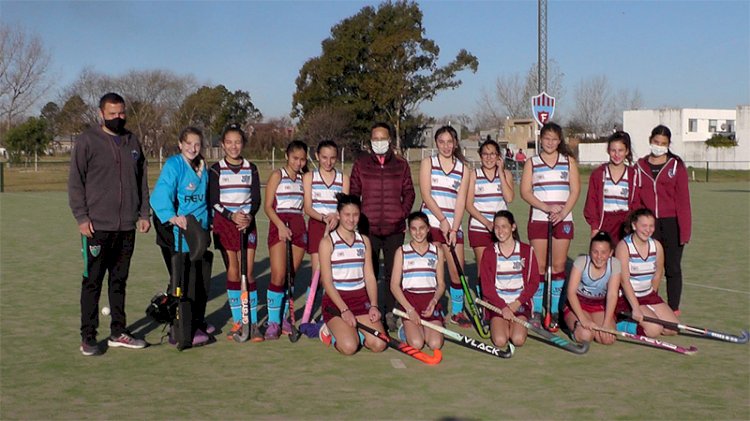 Preparando la vuelta: jornada amistosa de hockey