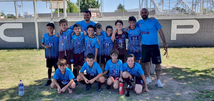 Fútbol: la 2011 participó en el Promesas del Futuro