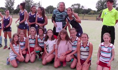 Mañana de Hockey con Leonas en el Anexo