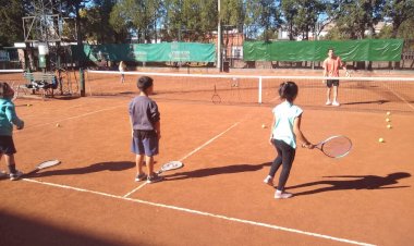 Sumate a la Escuela de Tenis
