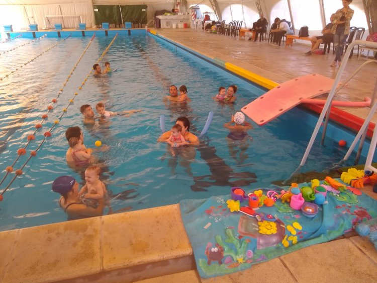 Natación para Bebés en la PileCAF