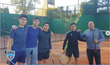 Felicitaciones a los chicos y al profe Celso Fernández!